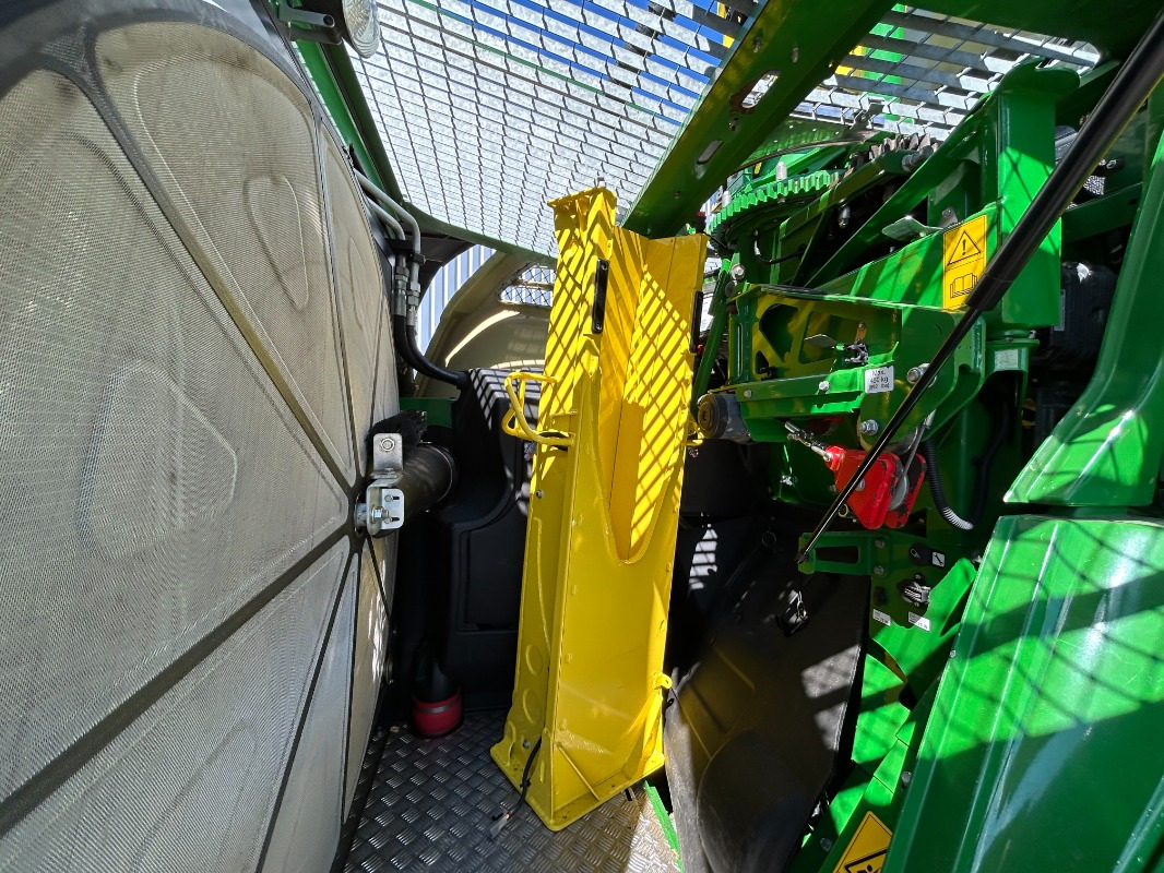 Комбайн John Deere 8400i PREMIUM USED: фото 23