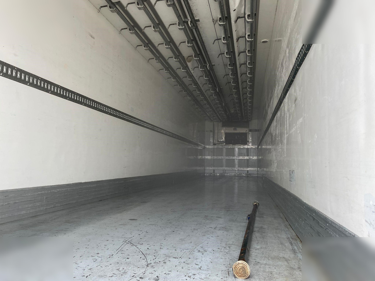 COMPAGNIA ITALIANA RIMORCHI - Полуприцеп-рефрижератор: фото 2 COMPAGNIA ITALIANA RIMORCHI - Полуприцеп-рефрижератор: фото 2