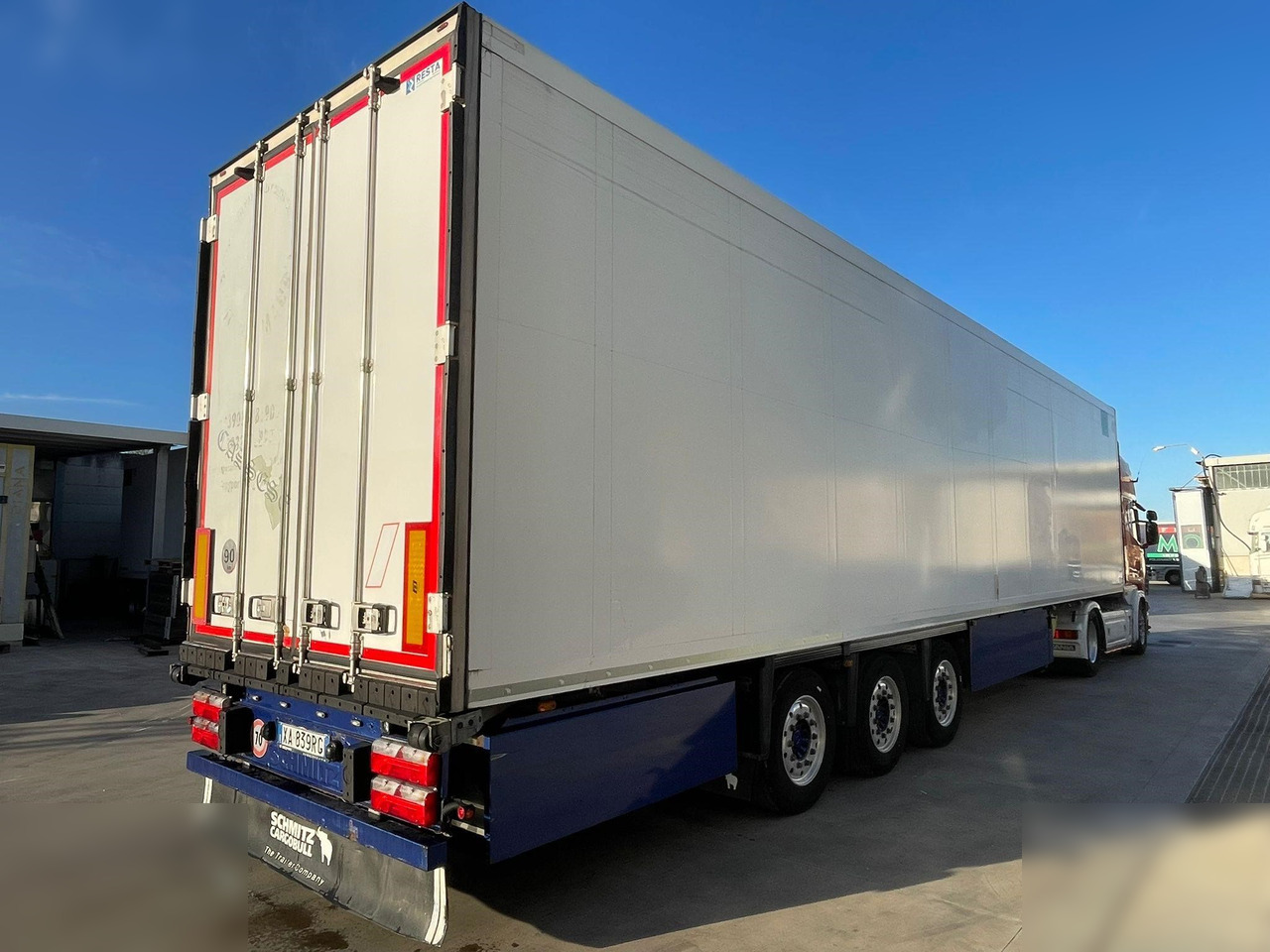 SCHMITZ CARGOBULL - Полуприцеп-рефрижератор: фото 4 SCHMITZ CARGOBULL - Полуприцеп-рефрижератор: фото 4