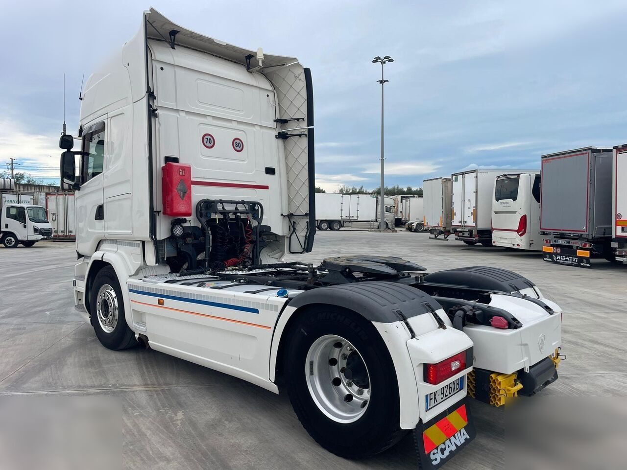 SCANIA R450 - Тягач: фото 4 SCANIA R450 - Тягач: фото 4