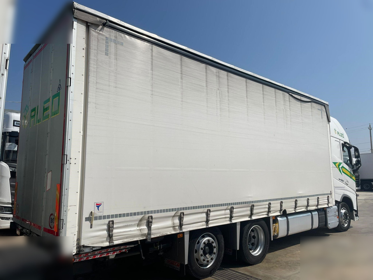 VOLVO FH13.500 - Тентованный грузовик: фото 4 VOLVO FH13.500 - Тентованный грузовик: фото 4