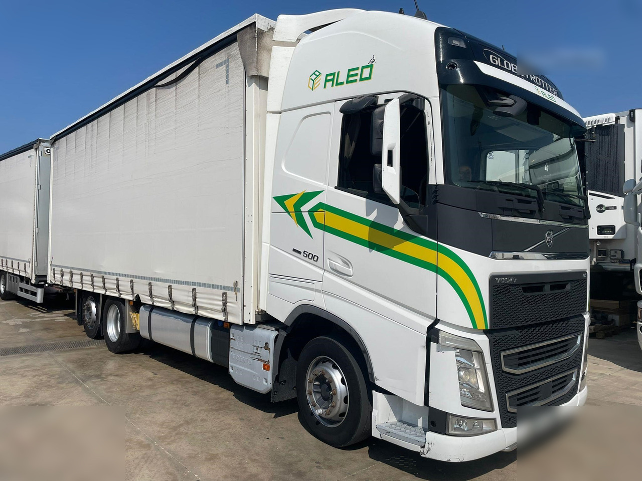 VOLVO FH13.500 - Тентованный грузовик: фото 1 VOLVO FH13.500 - Тентованный грузовик: фото 1