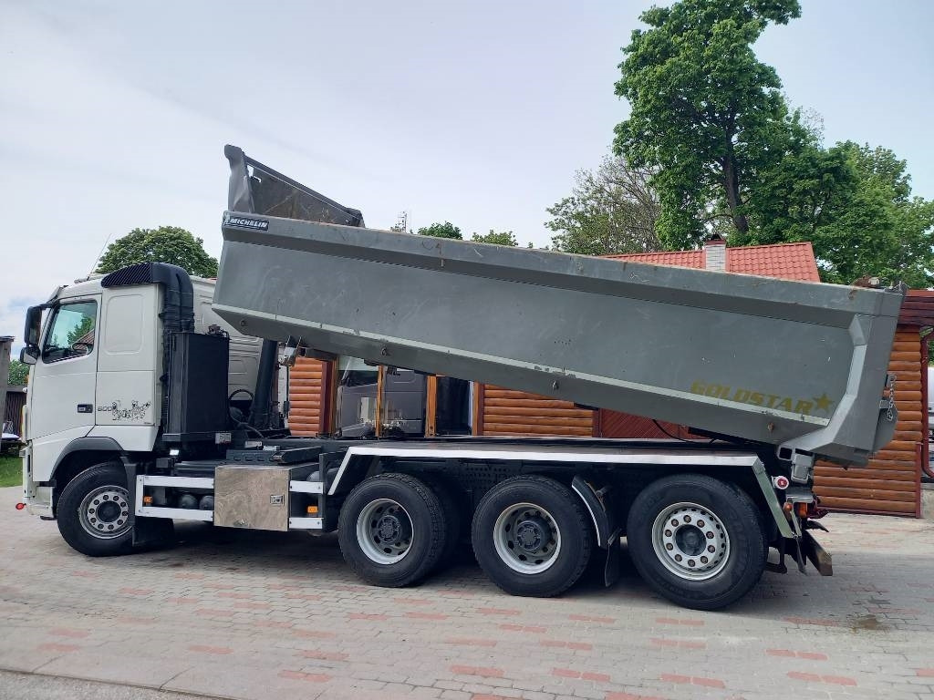 Volvo FH 16, 8x4 , RETARDER, BIG AXLES, GW 39500KG - Самосвал: фото 2 Volvo FH 16, 8x4 , RETARDER, BIG AXLES, GW 39500KG - Самосвал: фото 2