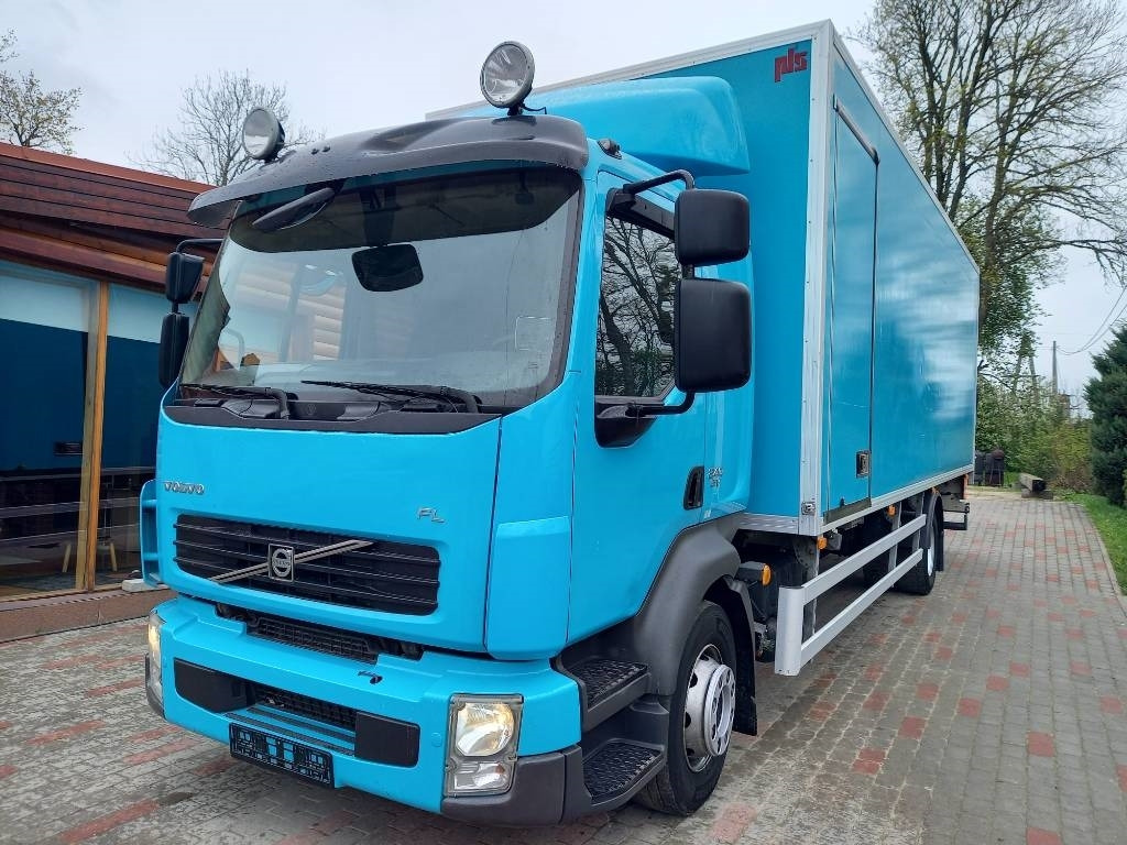 Volvo FL 240, 4x2, GW 16000 KG - Грузовик с закрытым кузовом: фото 1 Volvo FL 240, 4x2, GW 16000 KG - Грузовик с закрытым кузовом: фото 1