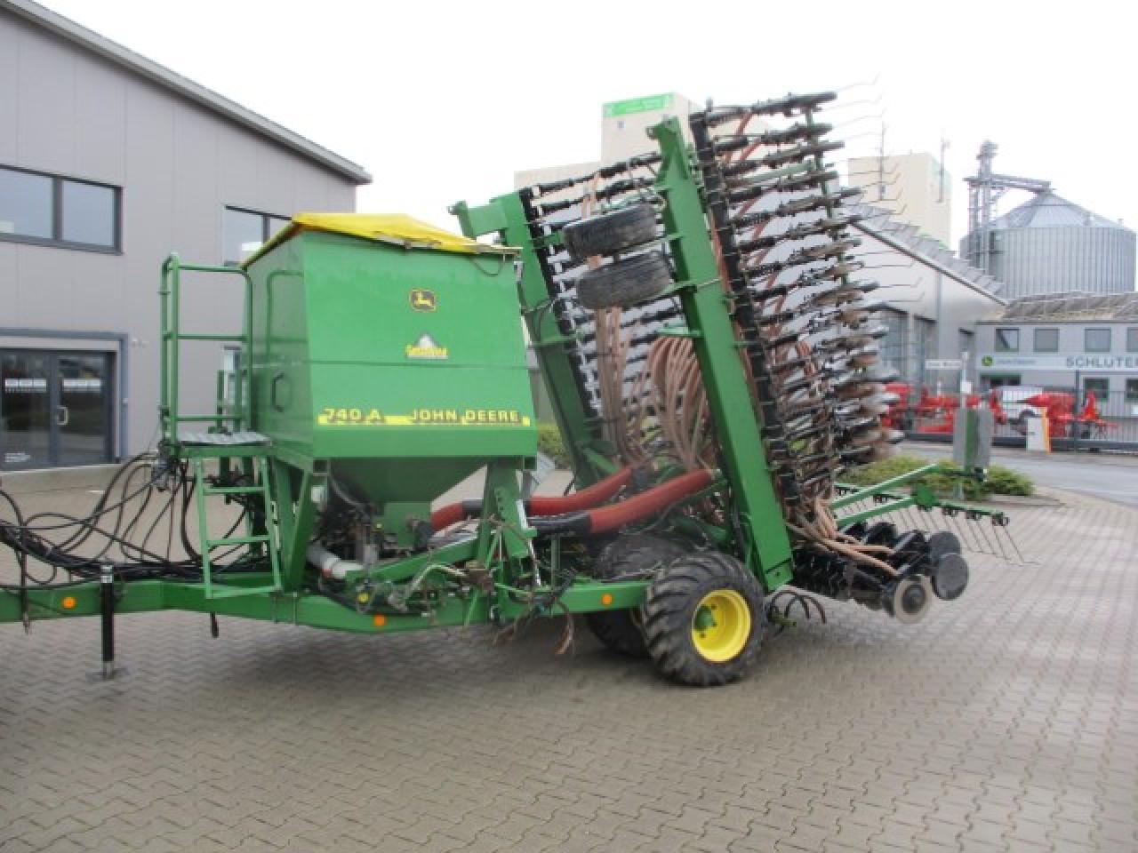 John Deere 740 A Isobus - Сеялка: фото 1 John Deere 740 A Isobus - Сеялка: фото 1