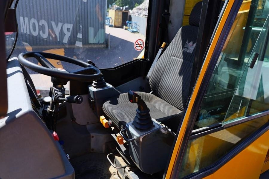 Demag AC30 City Diesel, 4x4x4 Drive, 30t Capacity, 25m M - Вседорожный кран: фото 4 Demag AC30 City Diesel, 4x4x4 Drive, 30t Capacity, 25m M - Вседорожный кран: фото 4