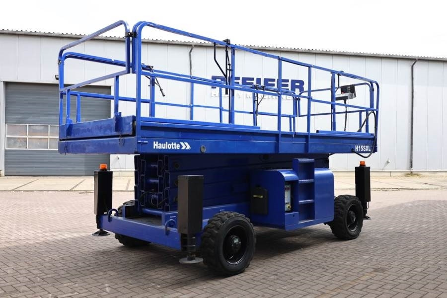 Haulotte H15SXL Diesel, 4x4 Drive, 15m Working Height, 500k - Ножничный подъемник: фото 2 Haulotte H15SXL Diesel, 4x4 Drive, 15m Working Height, 500k - Ножничный подъемник: фото 2