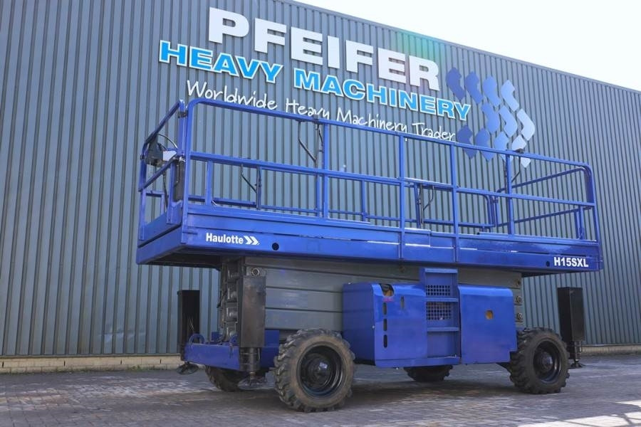Haulotte H15SXL Diesel, 4x4 Drive, 15m Working Height, 500k - Ножничный подъемник: фото 1 Haulotte H15SXL Diesel, 4x4 Drive, 15m Working Height, 500k - Ножничный подъемник: фото 1
