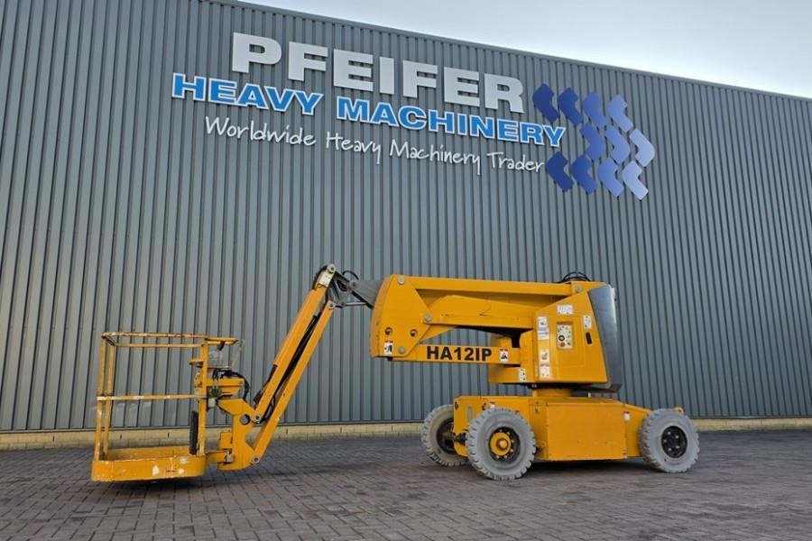 Haulotte HA12IP As-Is, Electric, 12m Working Height, 6.7m R - Коленчатый подъемник: фото 1 Haulotte HA12IP As-Is, Electric, 12m Working Height, 6.7m R - Коленчатый подъемник: фото 1