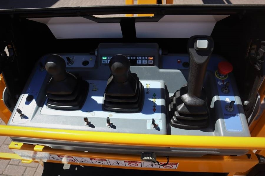 Haulotte HT23RTJ O Valid Inspection, *Guarantee! Diesel, 4x - Телескопический подъемник: фото 3 Haulotte HT23RTJ O Valid Inspection, *Guarantee! Diesel, 4x - Телескопический подъемник: фото 3