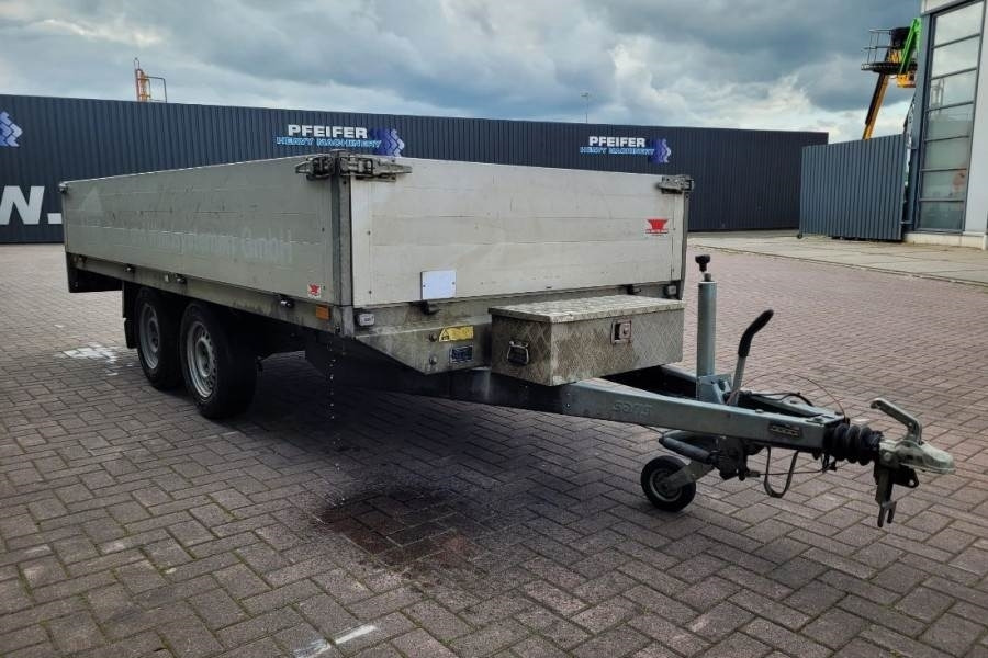 Saris PL1827 2 Axel Trailer - Прицеп для легкового автомобиля: фото 4 Saris PL1827 2 Axel Trailer - Прицеп для легкового автомобиля: фото 4