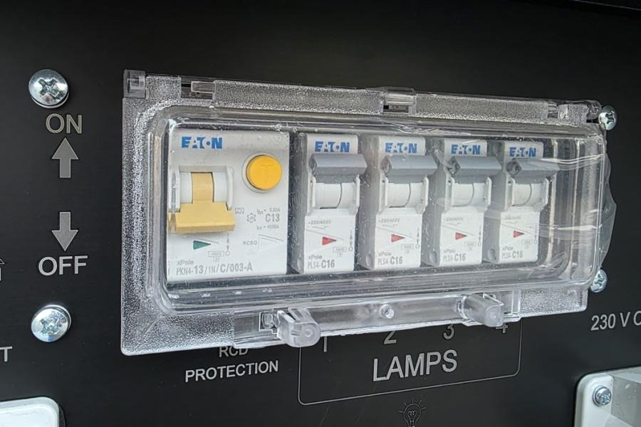 Trime X-Mast 4 × 320W LED Valid Inspection, *Guarantee! - Осветительная мачта: фото 5 Trime X-Mast 4 × 320W LED Valid Inspection, *Guarantee! - Осветительная мачта: фото 5