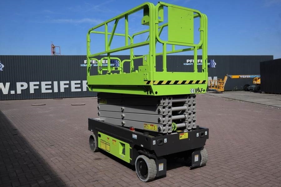 Zoomlion ZS1012DC Valid Iinspection, *Guarantee! 11.8m Work - Ножничный подъемник: фото 2 Zoomlion ZS1012DC Valid Iinspection, *Guarantee! 11.8m Work - Ножничный подъемник: фото 2