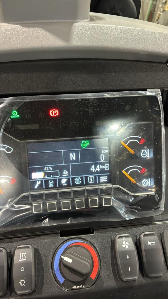 CATERPILLAR 434 - Экскаватор-погрузчик: фото 3 CATERPILLAR 434 - Экскаватор-погрузчик: фото 3