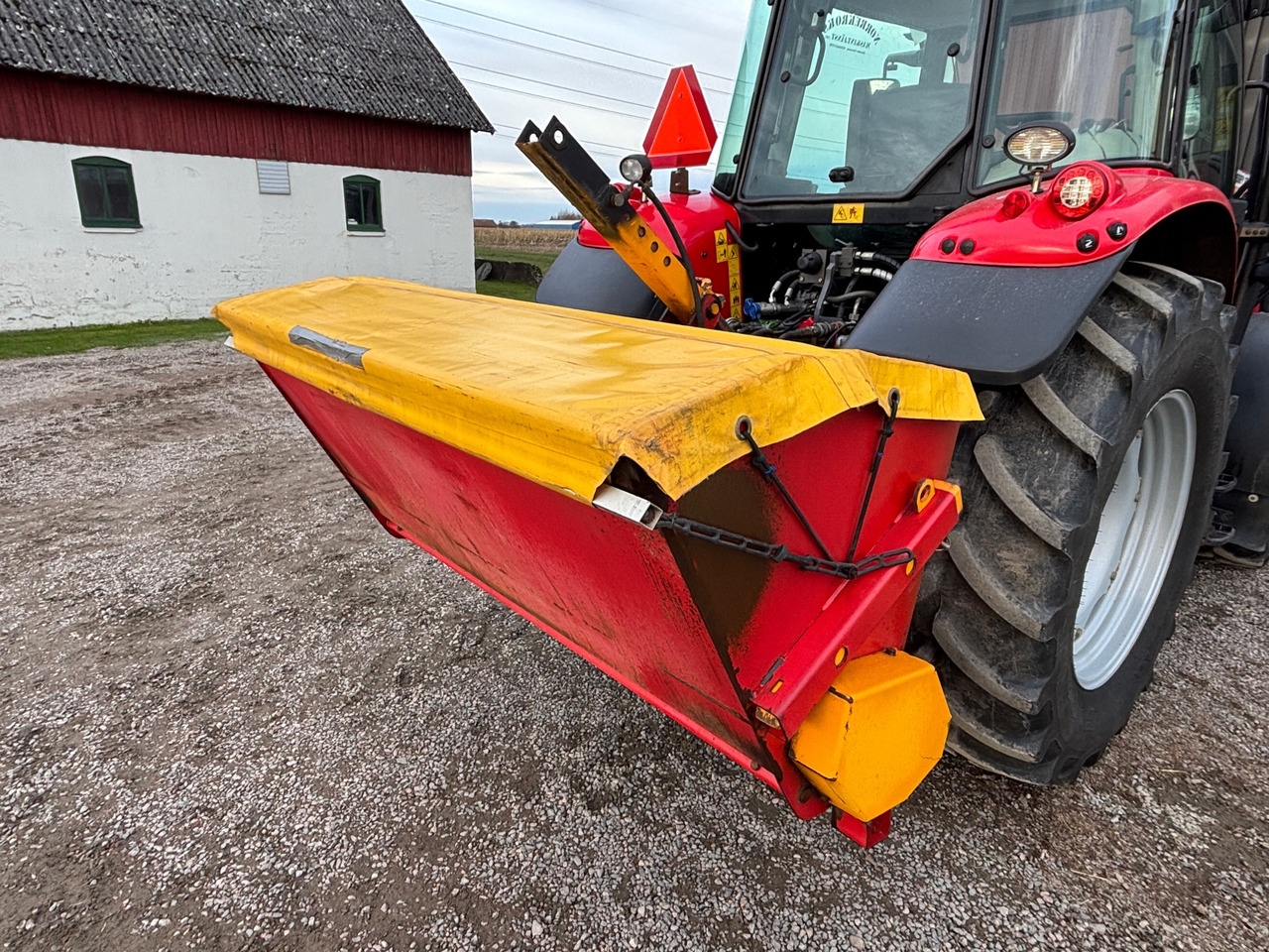 Duun SA800 - Разбрасыватель песка/ Соли: фото 1 Duun SA800 - Разбрасыватель песка/ Соли: фото 1