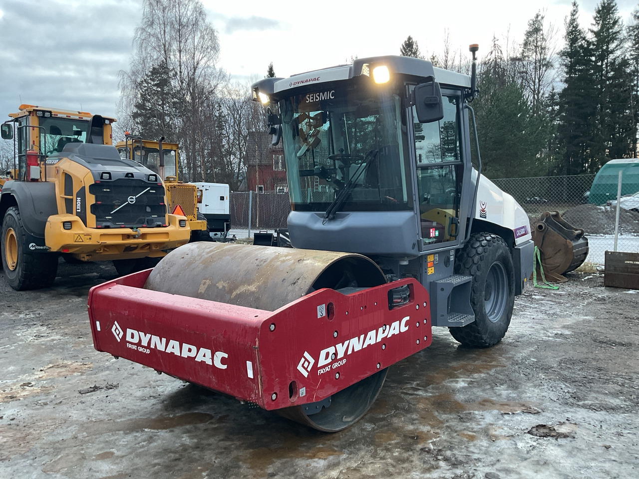 Dynapack CA1500D - Компактор: фото 1 Dynapack CA1500D - Компактор: фото 1