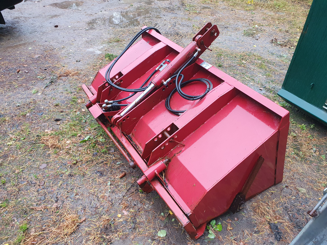 Ferrel AS SS100 - Разбрасыватель песка/ Соли: фото 1 Ferrel AS SS100 - Разбрасыватель песка/ Соли: фото 1