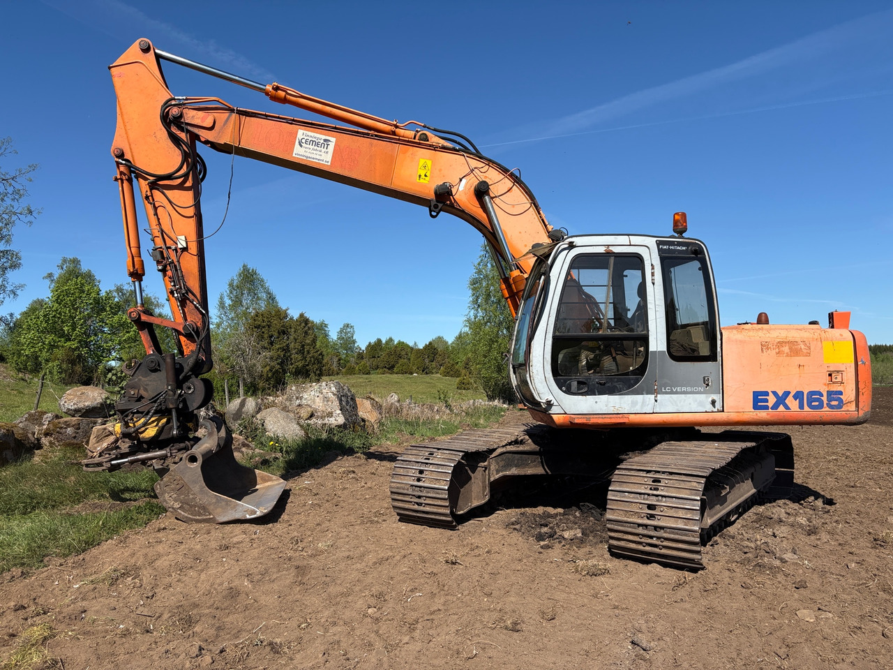 Fiat-Hitachi EX 165LC - Экскаватор: фото 1 Fiat-Hitachi EX 165LC - Экскаватор: фото 1