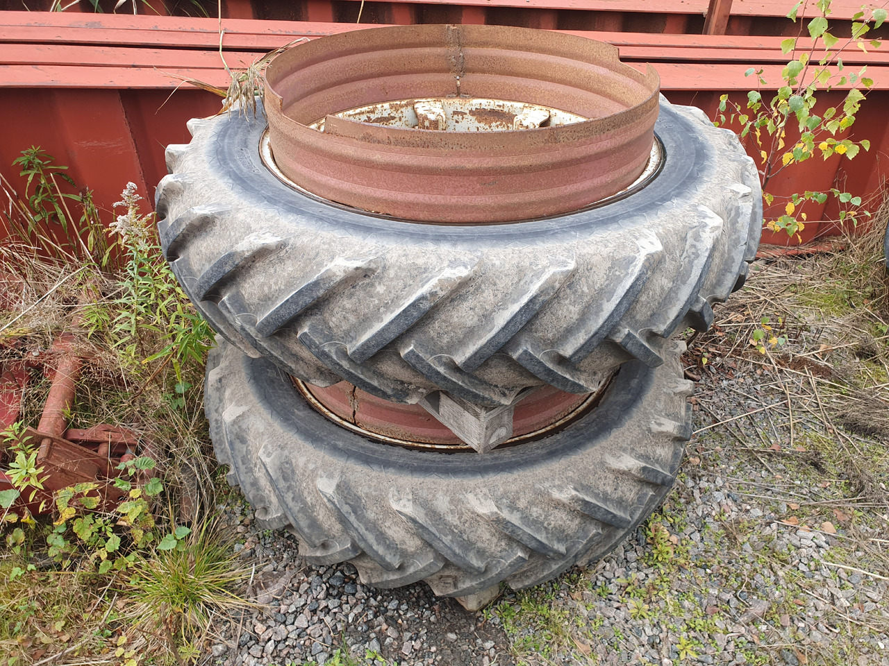 Goodyear 13.6-38 - Шина для Сельскохозяйственной техники: фото 1 Goodyear 13.6-38 - Шина для Сельскохозяйственной техники: фото 1