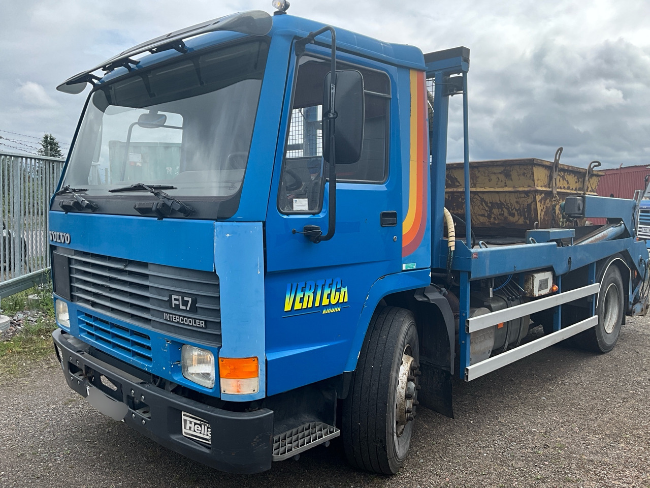 Volvo FL 7 4X2 - Грузовик: фото 1 Volvo FL 7 4X2 - Грузовик: фото 1