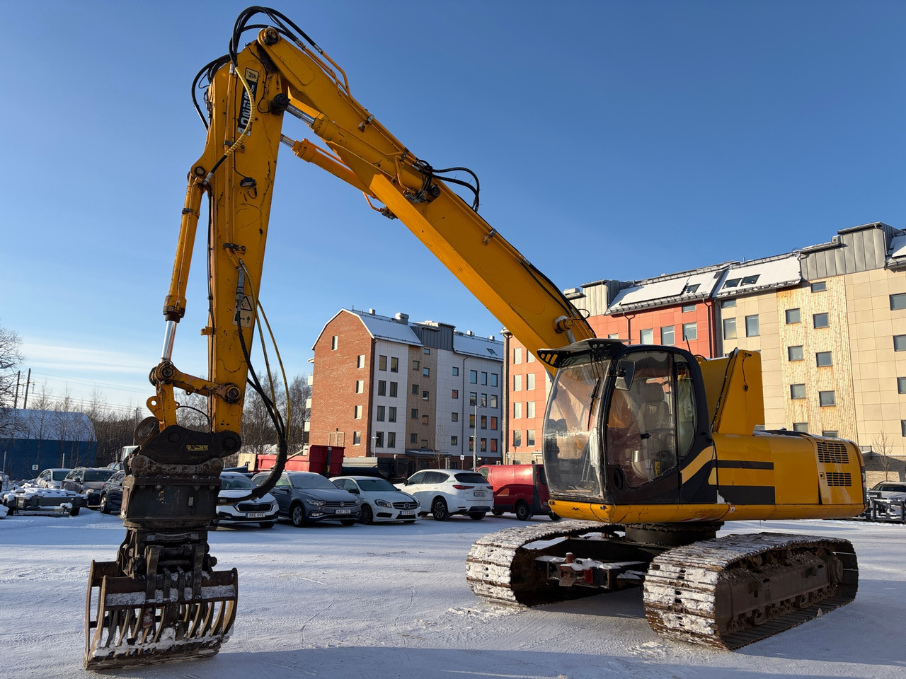 JCB JS220 LC - Экскаватор: фото 1 JCB JS220 LC - Экскаватор: фото 1