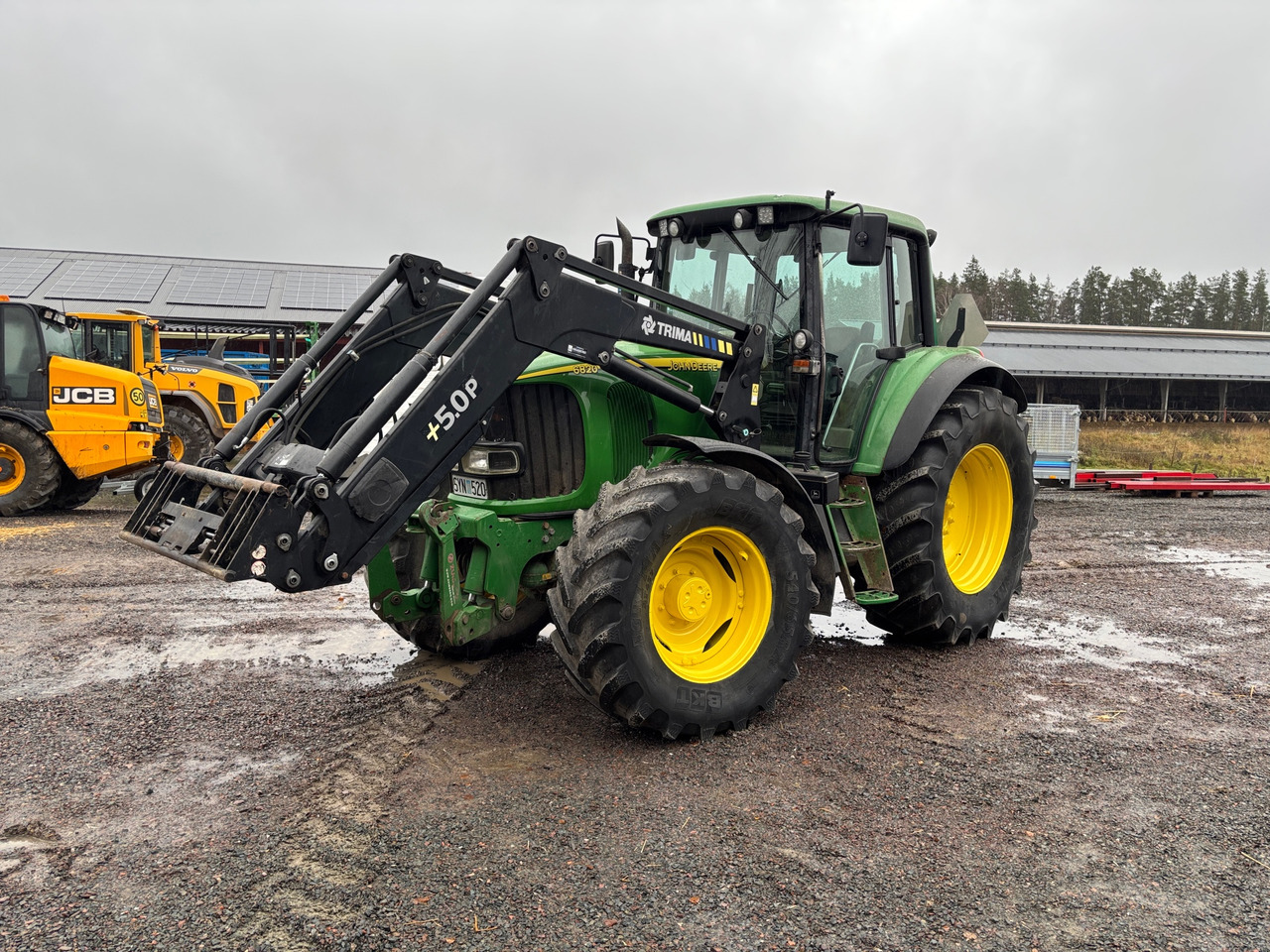 John Deere 6820 - Трактор: фото 1 John Deere 6820 - Трактор: фото 1