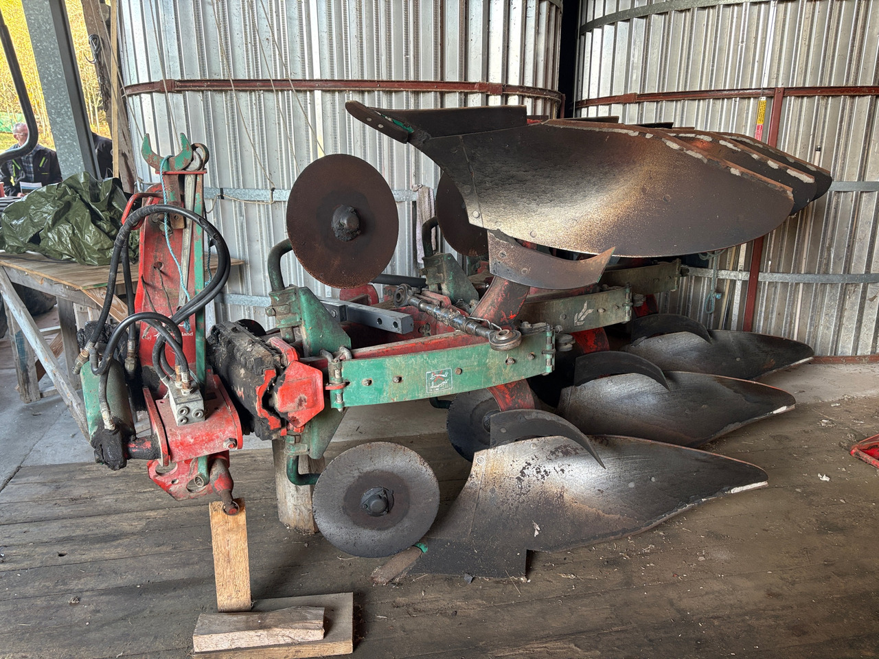 Kverneland - Плуг: фото 1 Kverneland - Плуг: фото 1