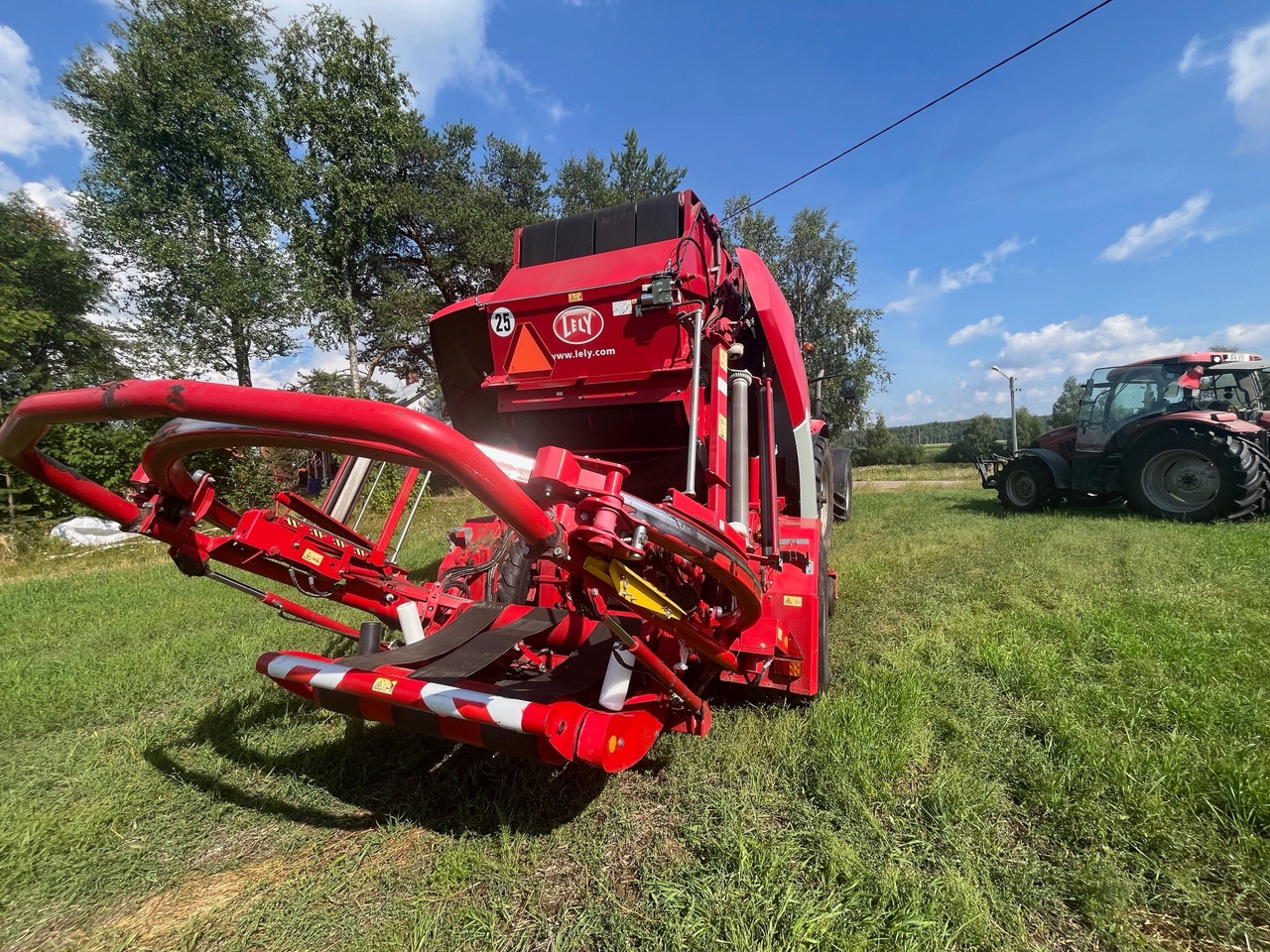 Lely Welger RPC 445 Tornado - Пресс-подборщик рулонный: фото 1 Lely Welger RPC 445 Tornado - Пресс-подборщик рулонный: фото 1