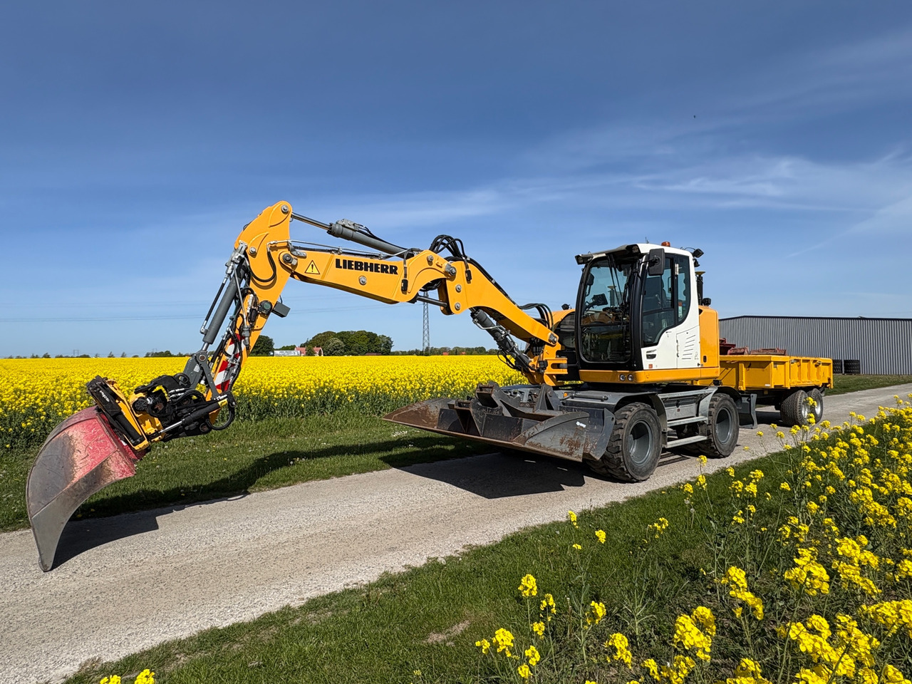 Liebherr A910 Compact - Экскаватор: фото 1 Liebherr A910 Compact - Экскаватор: фото 1