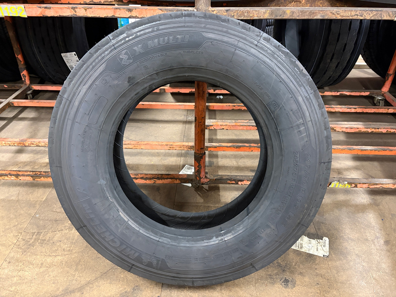 Michelin X-Multi - Шина для Грузовиков: фото 1 Michelin X-Multi - Шина для Грузовиков: фото 1