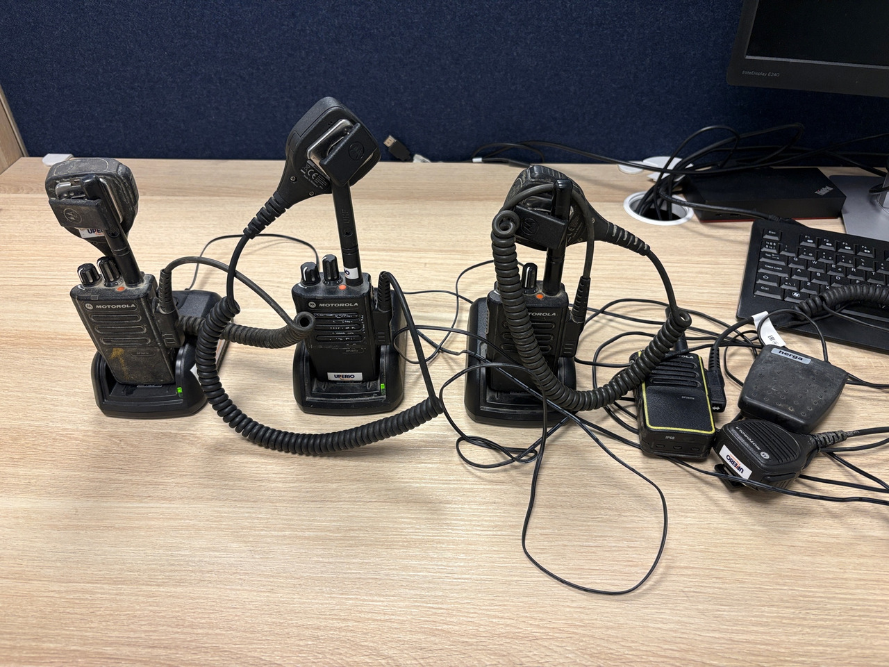 Motorola PMMN4076A - Строительное оборудование: фото 1 Motorola PMMN4076A - Строительное оборудование: фото 1