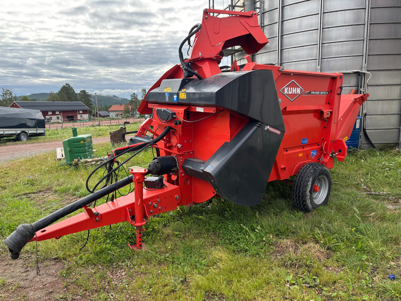 Kuhn Primor 3570 m - Навесное оборудование для Сельскохозяйственной техники: фото 1 Kuhn Primor 3570 m - Навесное оборудование для Сельскохозяйственной техники: фото 1