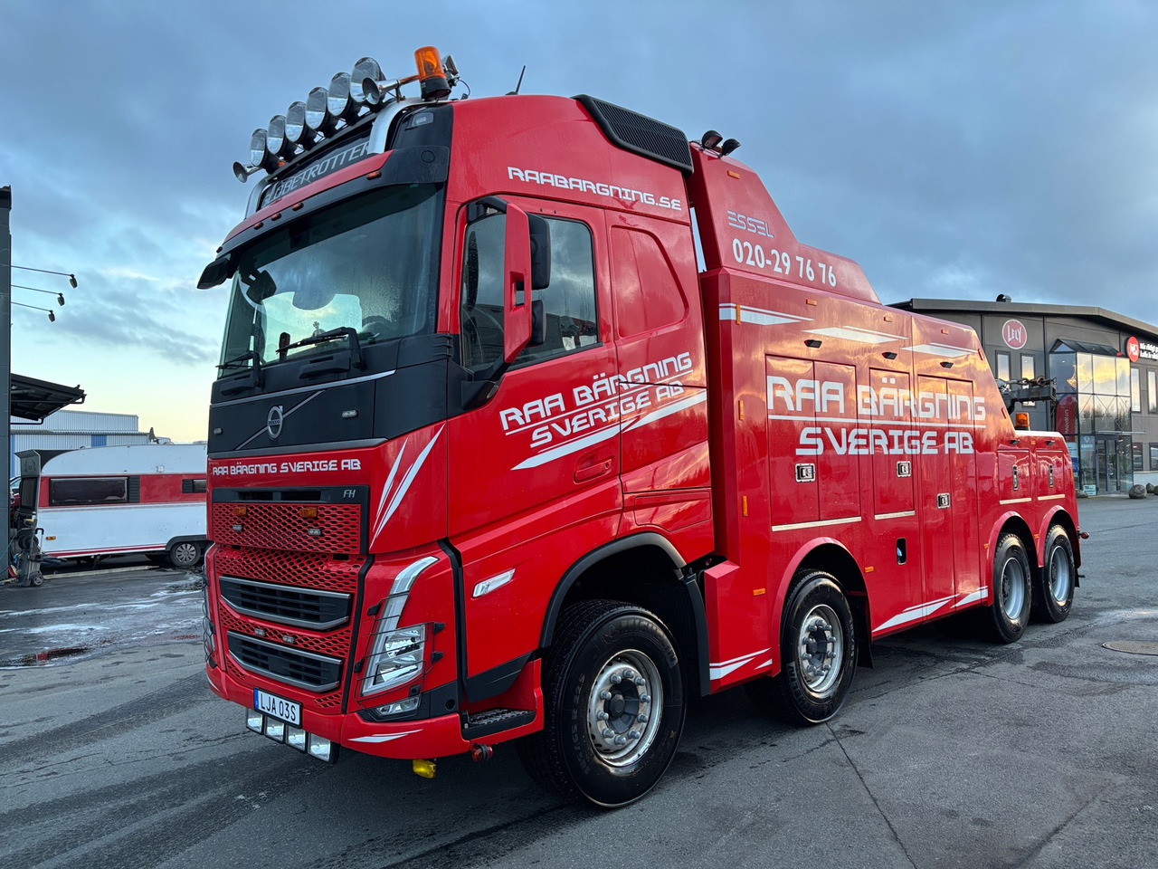 Volvo FH - Эвакуатор: фото 1 Volvo FH - Эвакуатор: фото 1