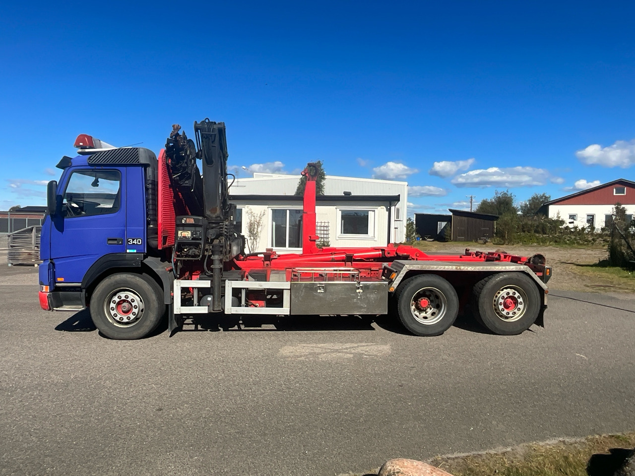 Volvo FM 12 6 X 2 - Крюковой мультилифт: фото 1 Volvo FM 12 6 X 2 - Крюковой мультилифт: фото 1