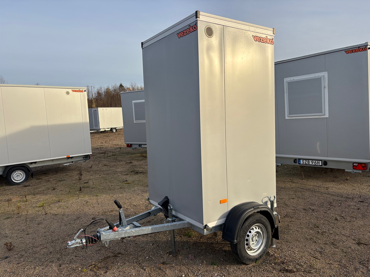 Vezeko - Жилой контейнер, Прицеп: фото 1 Vezeko - Жилой контейнер, Прицеп: фото 1