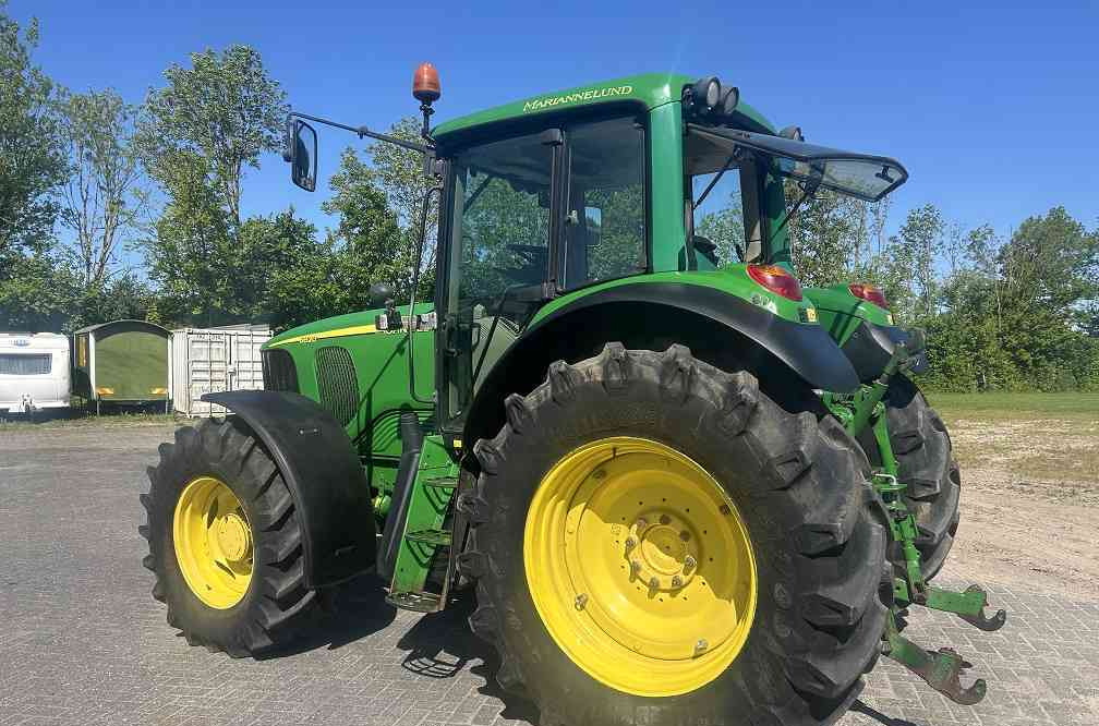 John Deere 6820 premium autopower - Трактор: фото 2 John Deere 6820 premium autopower - Трактор: фото 2