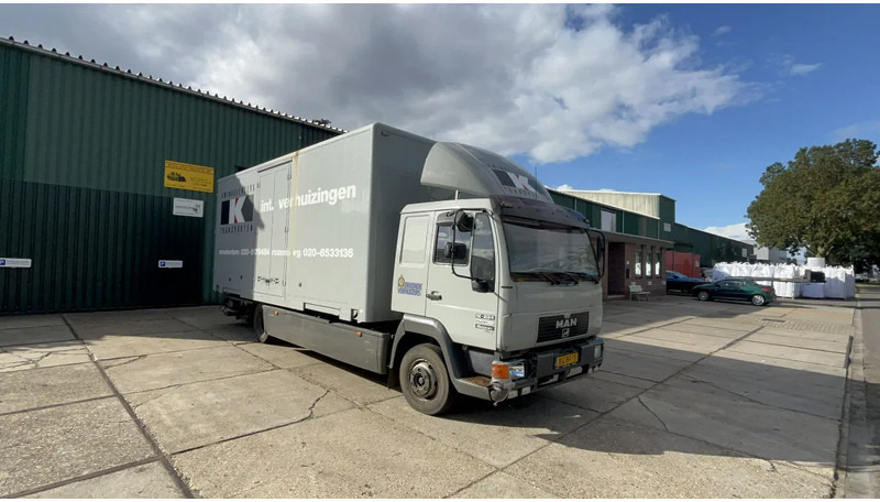 MAN 12.224 MAN 12.224 Afzet bak - Грузовик с закрытым кузовом: фото 2 MAN 12.224 MAN 12.224 Afzet bak - Грузовик с закрытым кузовом: фото 2