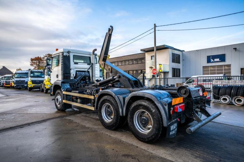 MAN TGA 33.360 BB - Крюковой мультилифт: фото 5 MAN TGA 33.360 BB - Крюковой мультилифт: фото 5