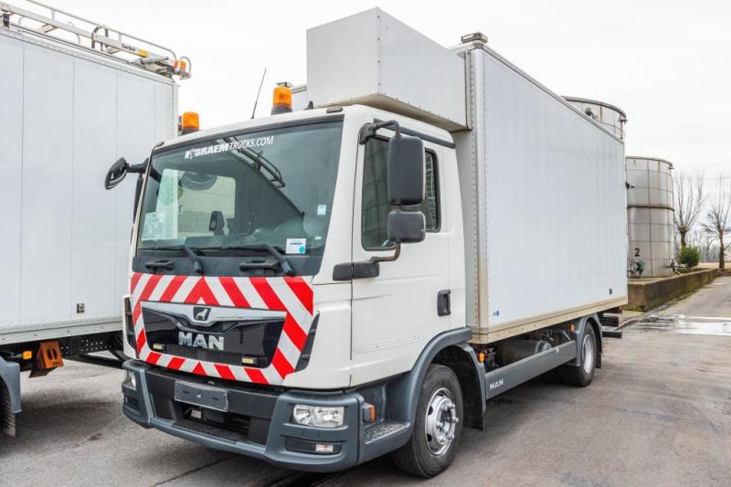 MAN TGL 10.180 BL - Грузовик с закрытым кузовом: фото 2 MAN TGL 10.180 BL - Грузовик с закрытым кузовом: фото 2