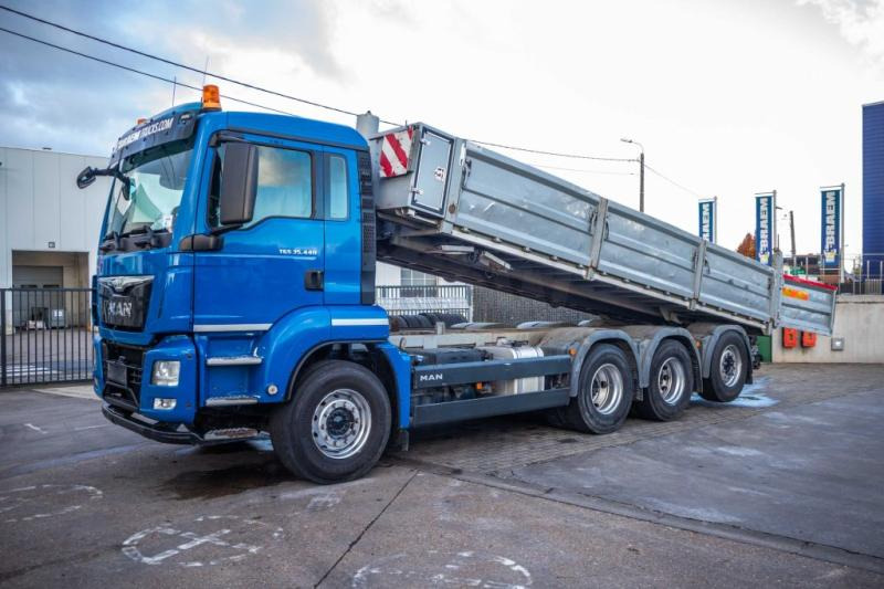 MAN TGS 35.440 BL 8x4-4 - Самосвал: фото 1 MAN TGS 35.440 BL 8x4-4 - Самосвал: фото 1