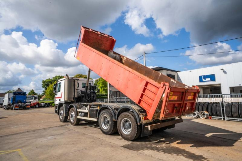 Mercedes ACTROS 3241 K -MP3-E5 - Самосвал: фото 5 Mercedes ACTROS 3241 K -MP3-E5 - Самосвал: фото 5