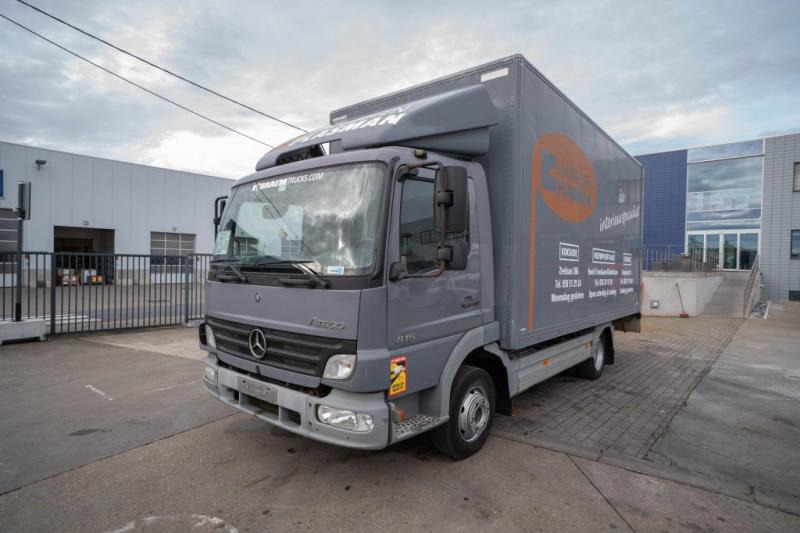 Mercedes ATEGO 815 L - Грузовик с закрытым кузовом: фото 1 Mercedes ATEGO 815 L - Грузовик с закрытым кузовом: фото 1