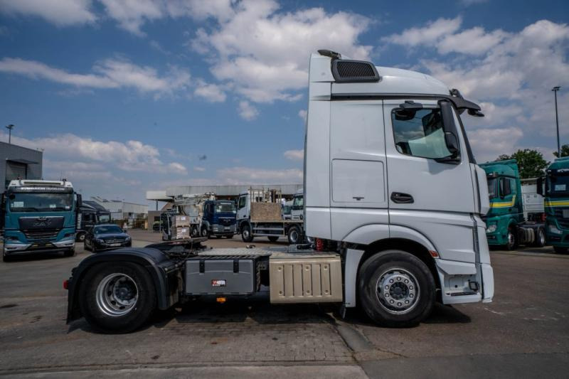 Mercedes ACTROS 1845 LS - Тягач: фото 3 Mercedes ACTROS 1845 LS - Тягач: фото 3