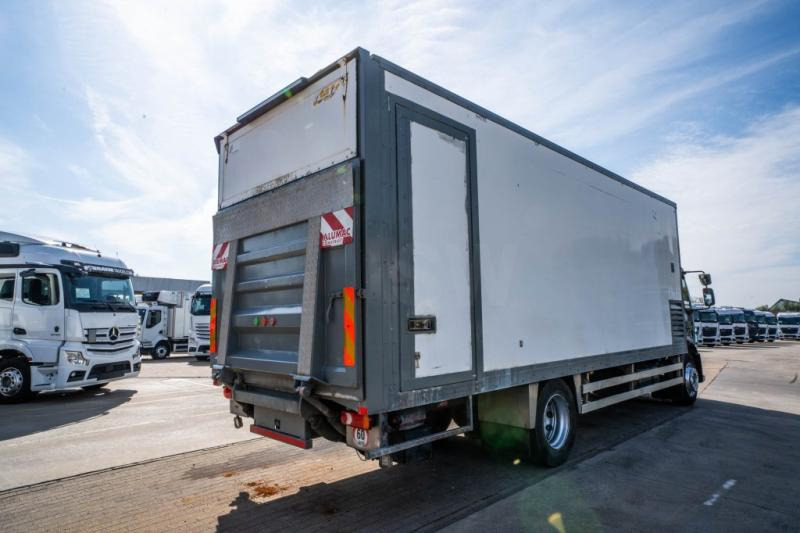 Volvo FL 240 (18t) + DHOLLANDIA 1.5T - Грузовик с закрытым кузовом: фото 5 Volvo FL 240 (18t) + DHOLLANDIA 1.5T - Грузовик с закрытым кузовом: фото 5