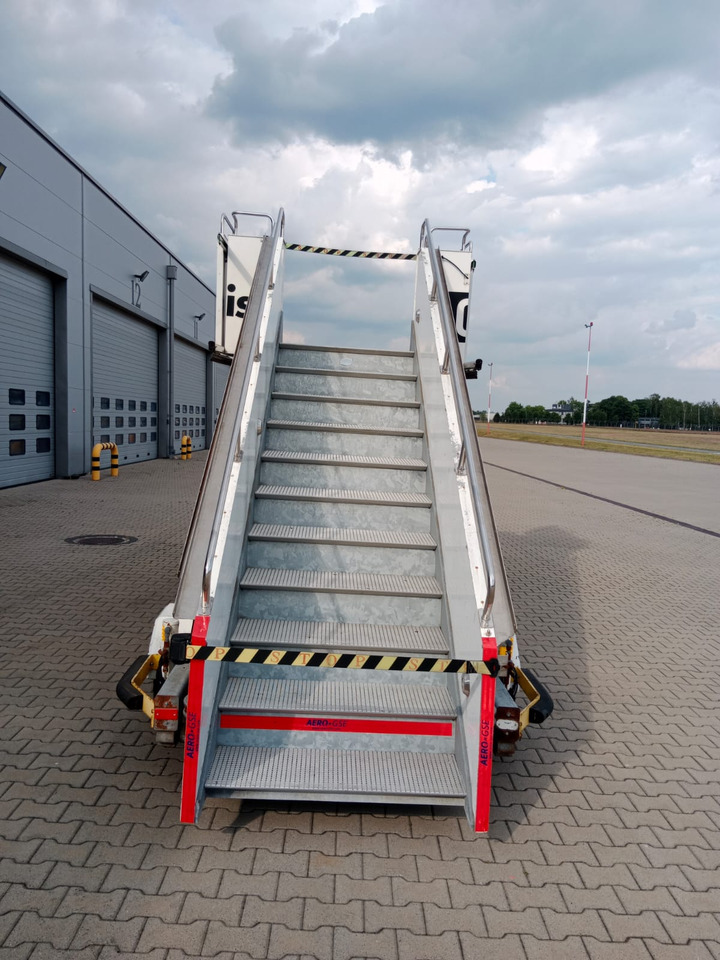 Denge TS3800 - Пассажирский трап: фото 2 Denge TS3800 - Пассажирский трап: фото 2