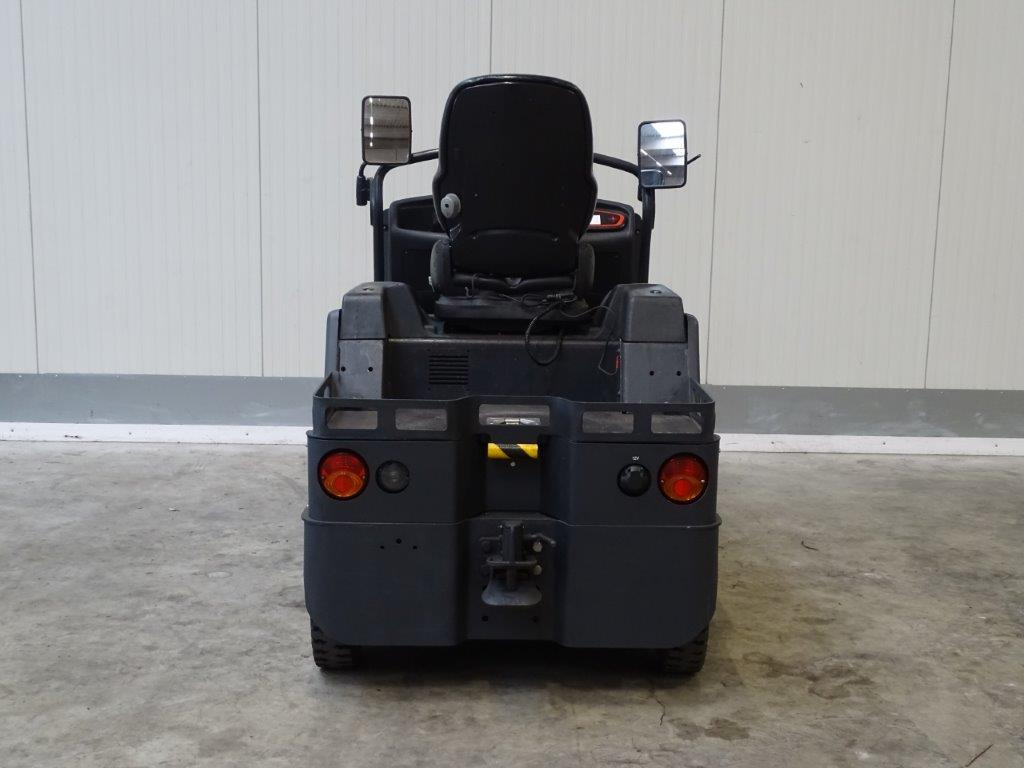 Linde P60 - Складской тягач: фото 5 Linde P60 - Складской тягач: фото 5