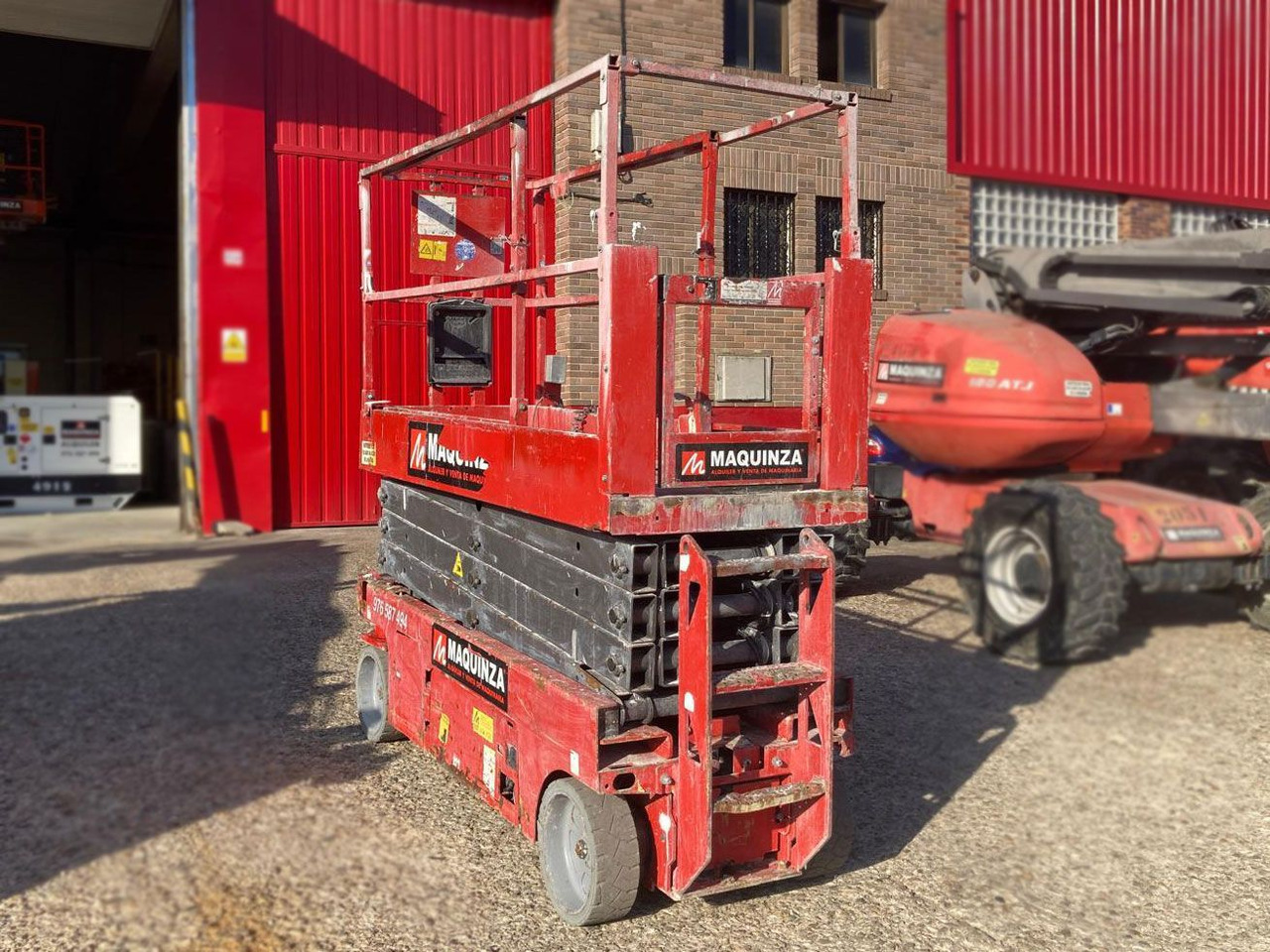 MANITOU 100SEC - Ножничный подъемник: фото 3 MANITOU 100SEC - Ножничный подъемник: фото 3