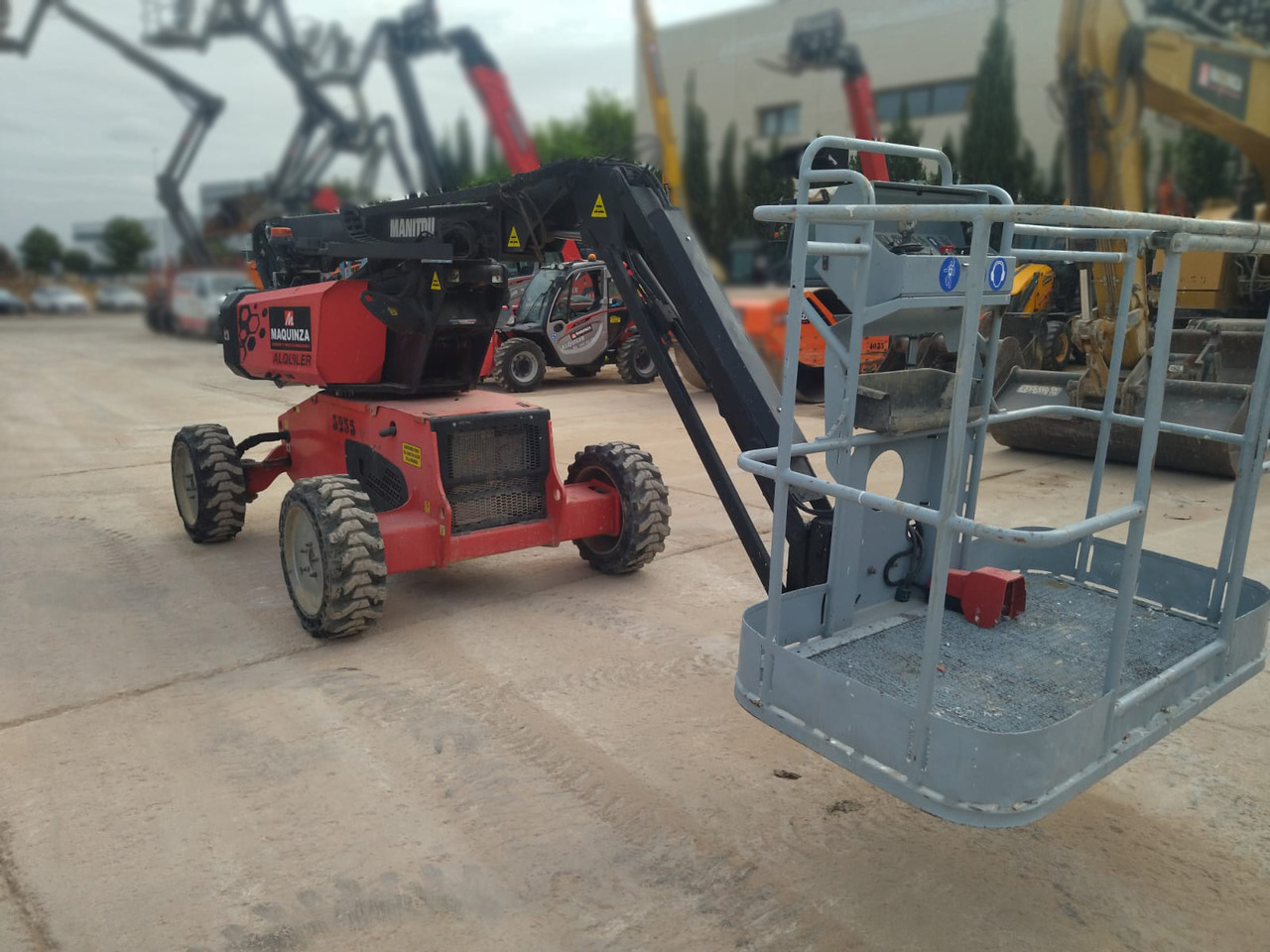 MANITOU MAN GO 12 - Коленчатый подъемник: фото 5 MANITOU MAN GO 12 - Коленчатый подъемник: фото 5