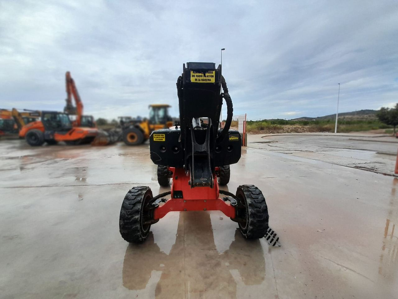 MANITOU MAN GO 12 - Коленчатый подъемник: фото 4 MANITOU MAN GO 12 - Коленчатый подъемник: фото 4