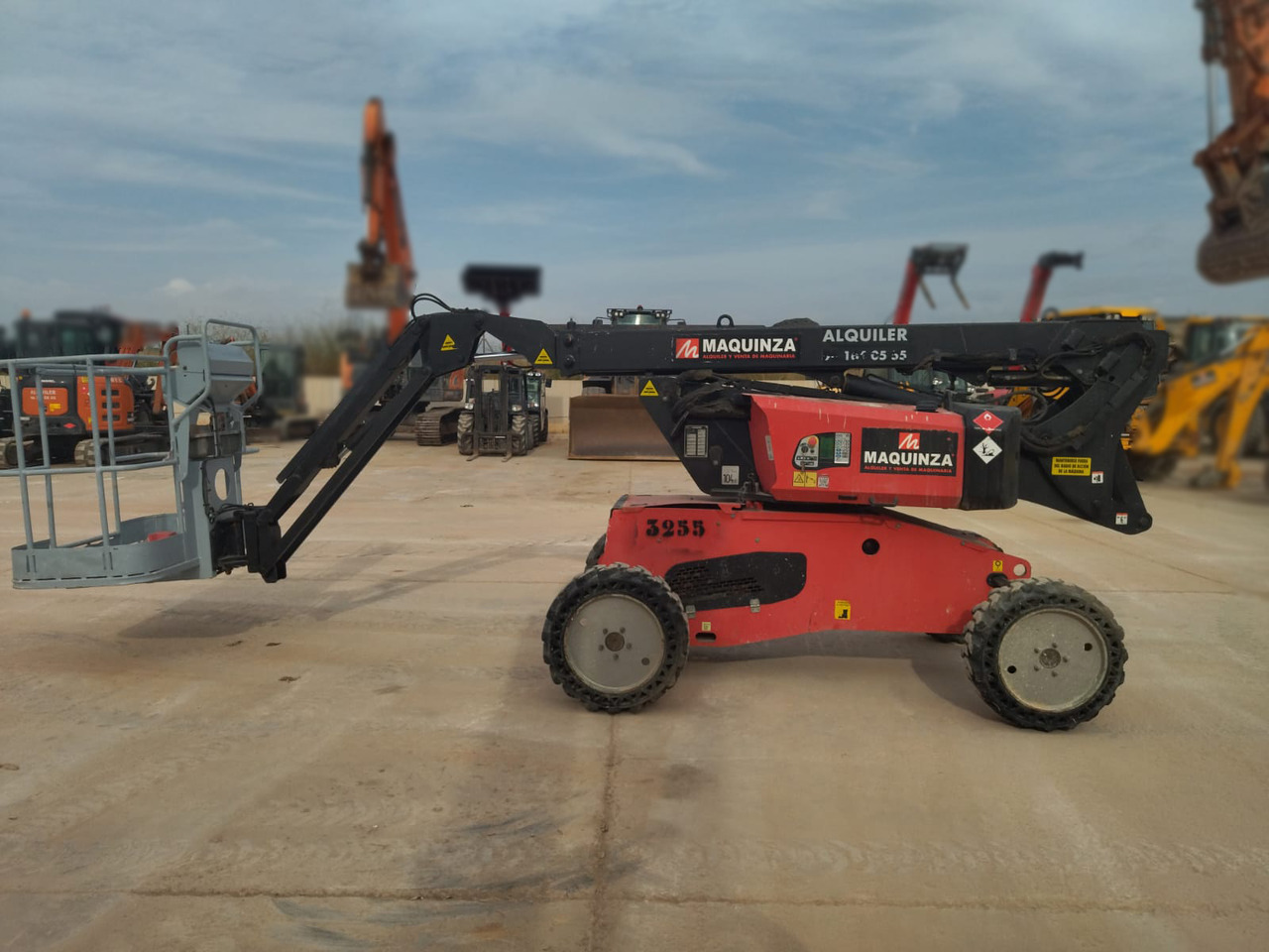 MANITOU MAN GO 12 - Коленчатый подъемник: фото 1 MANITOU MAN GO 12 - Коленчатый подъемник: фото 1